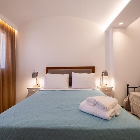Sand Gem - Beach Apartments Периволос Экстерьер фото