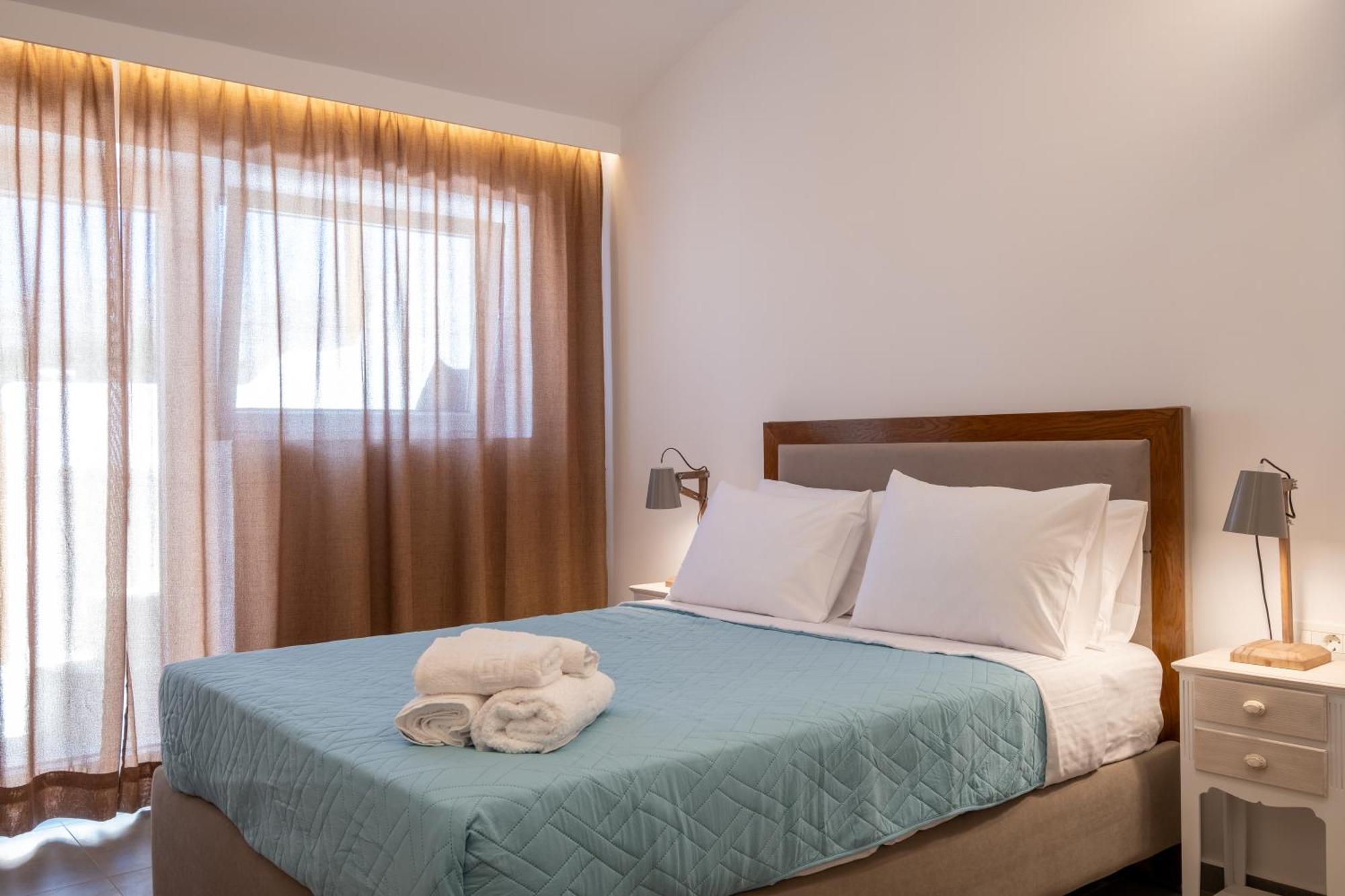 Sand Gem - Beach Apartments Периволос Экстерьер фото