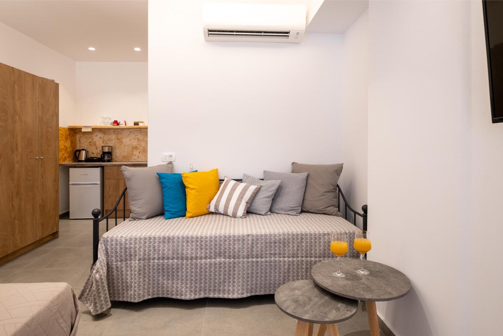 Sand Gem - Beach Apartments Периволос Экстерьер фото