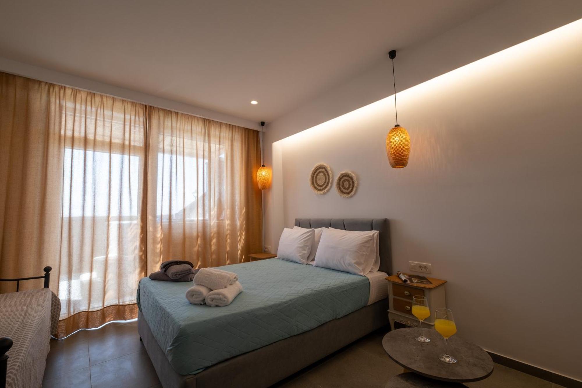 Sand Gem - Beach Apartments Периволос Экстерьер фото