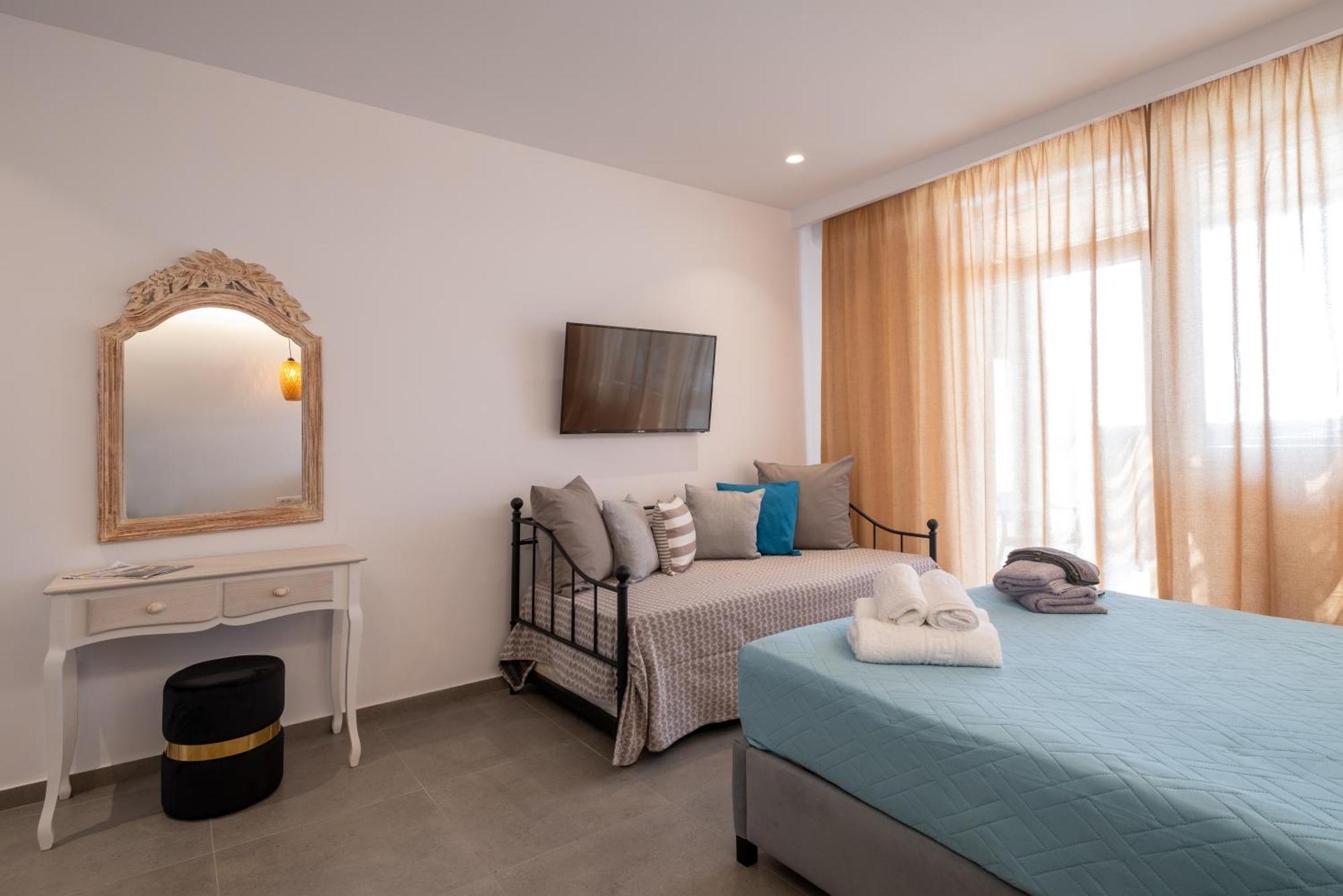 Sand Gem - Beach Apartments Периволос Экстерьер фото